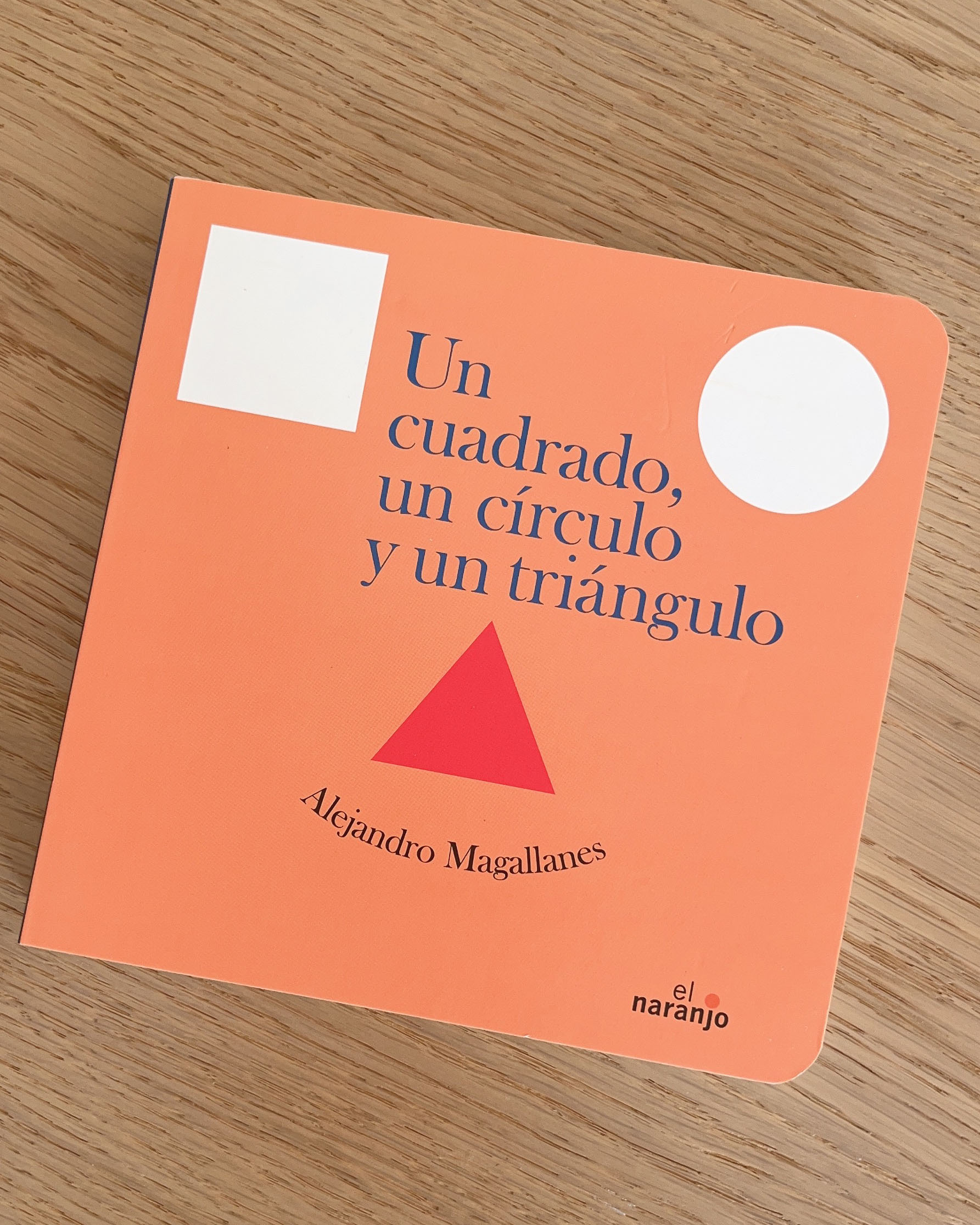 Un cuadrado, un círculo y un tríangulo